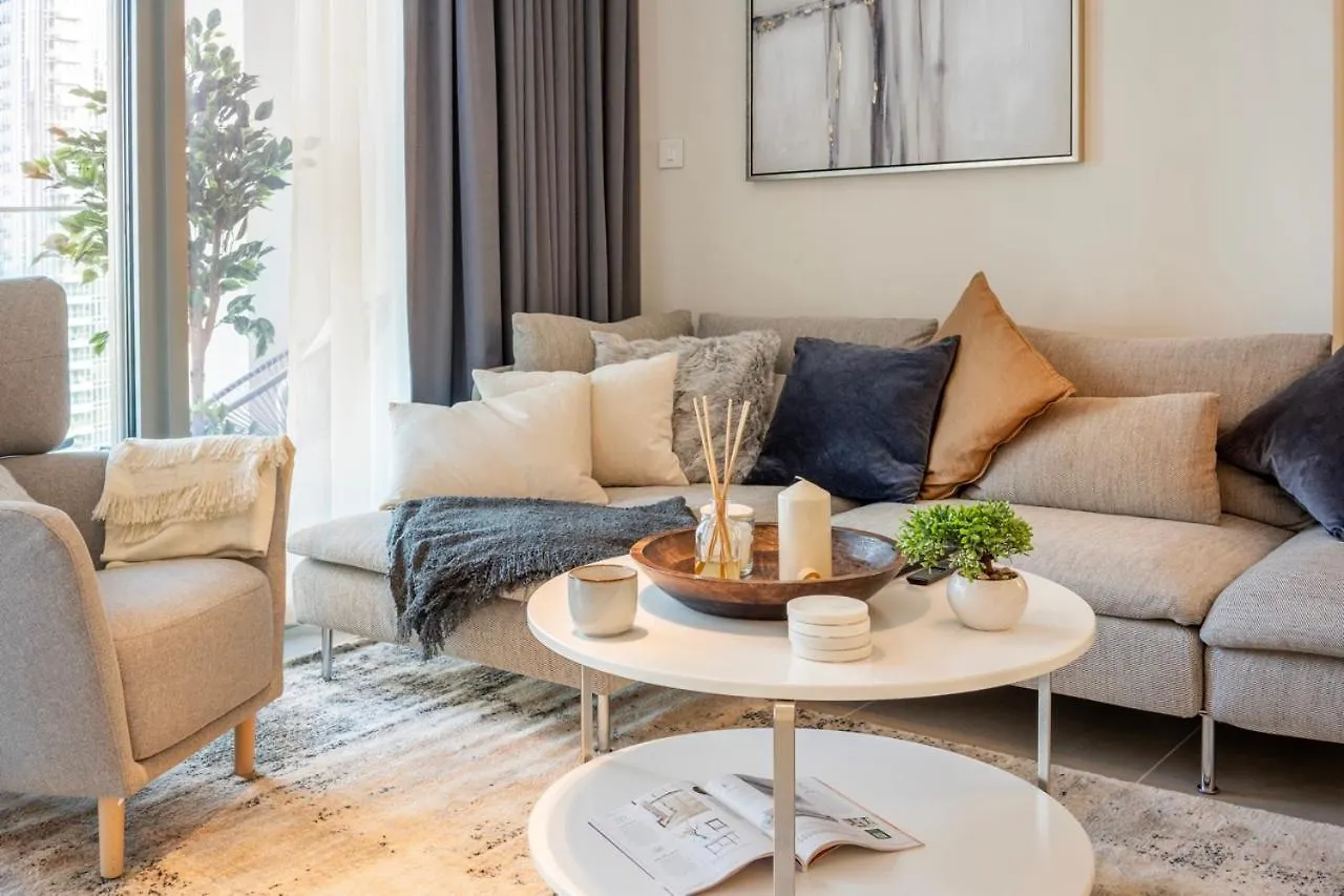 Brand New 2B/R With Burj Khalifa And Fountain View Apartment Dubai