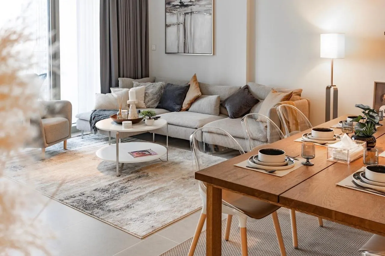 Brand New 2B/R With Burj Khalifa And Fountain View Apartment Dubai