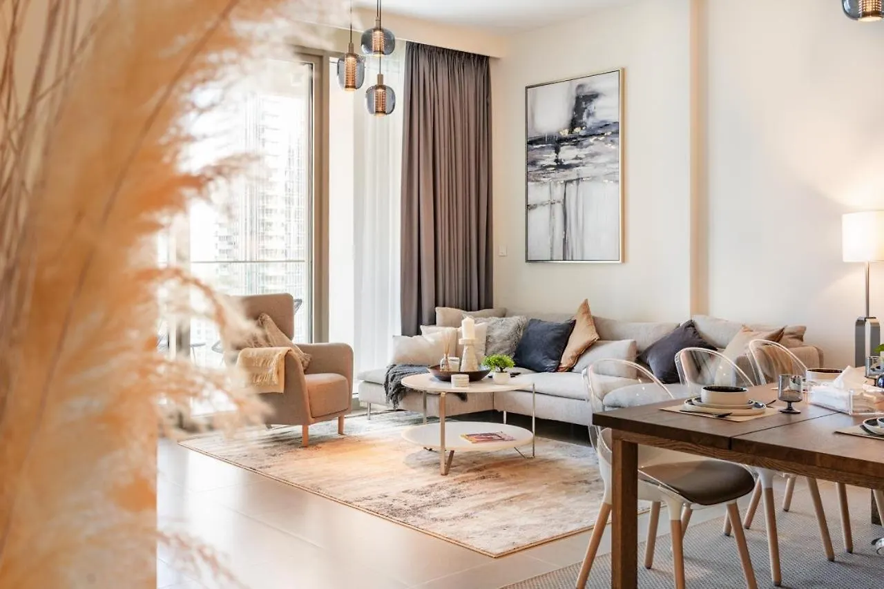 Brand New 2B/R With Burj Khalifa And Fountain View Apartment Dubai