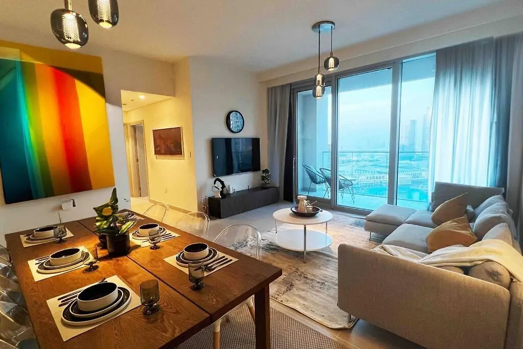 Brand New 2B/R With Burj Khalifa And Fountain View Apartment Dubai 0*,  United Arab Emirates