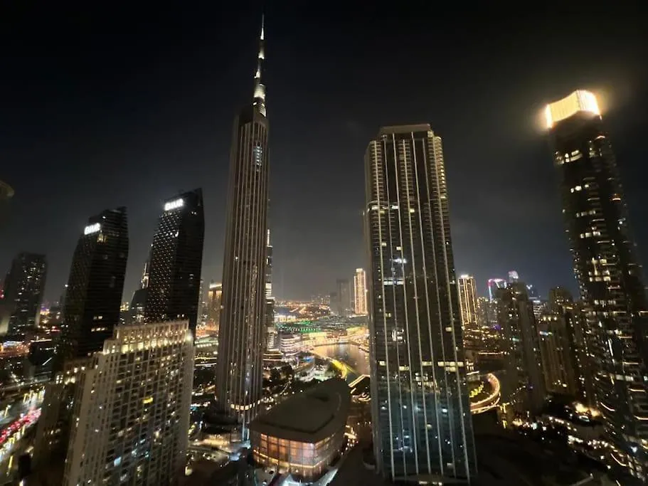Brand New 2B/R With Burj Khalifa And Fountain View Apartment Dubai